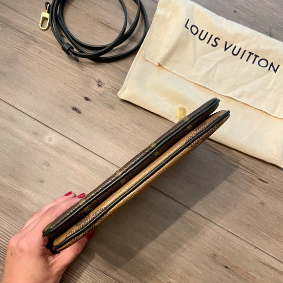 SOLD‼️Auth Louis Vuitton double zip pochette - Picture 4 of 16